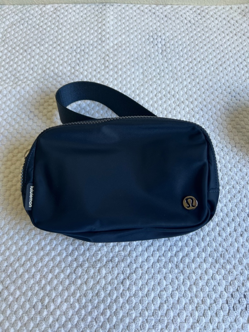 NWOT Lululemon athletica Navy Blue Sling Bag